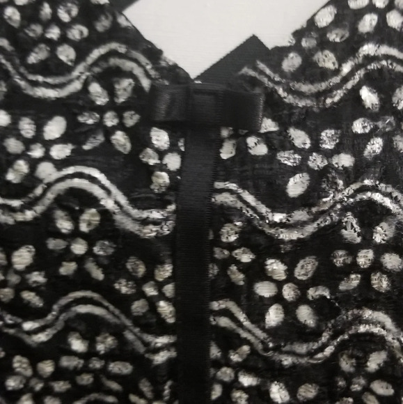 Studio Top - Picture 3 of 5